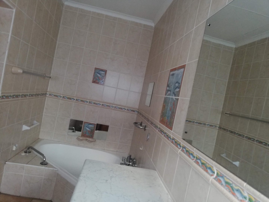 To Let 2 Bedroom Property for Rent in Oudorp North West